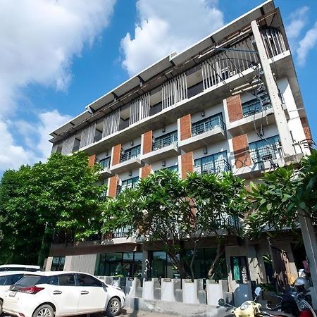 B2 Khamtieng Boutique & Budget Hotel Chiang Mai Bagian luar foto